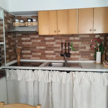 La Casetta Di Mary Apartment *